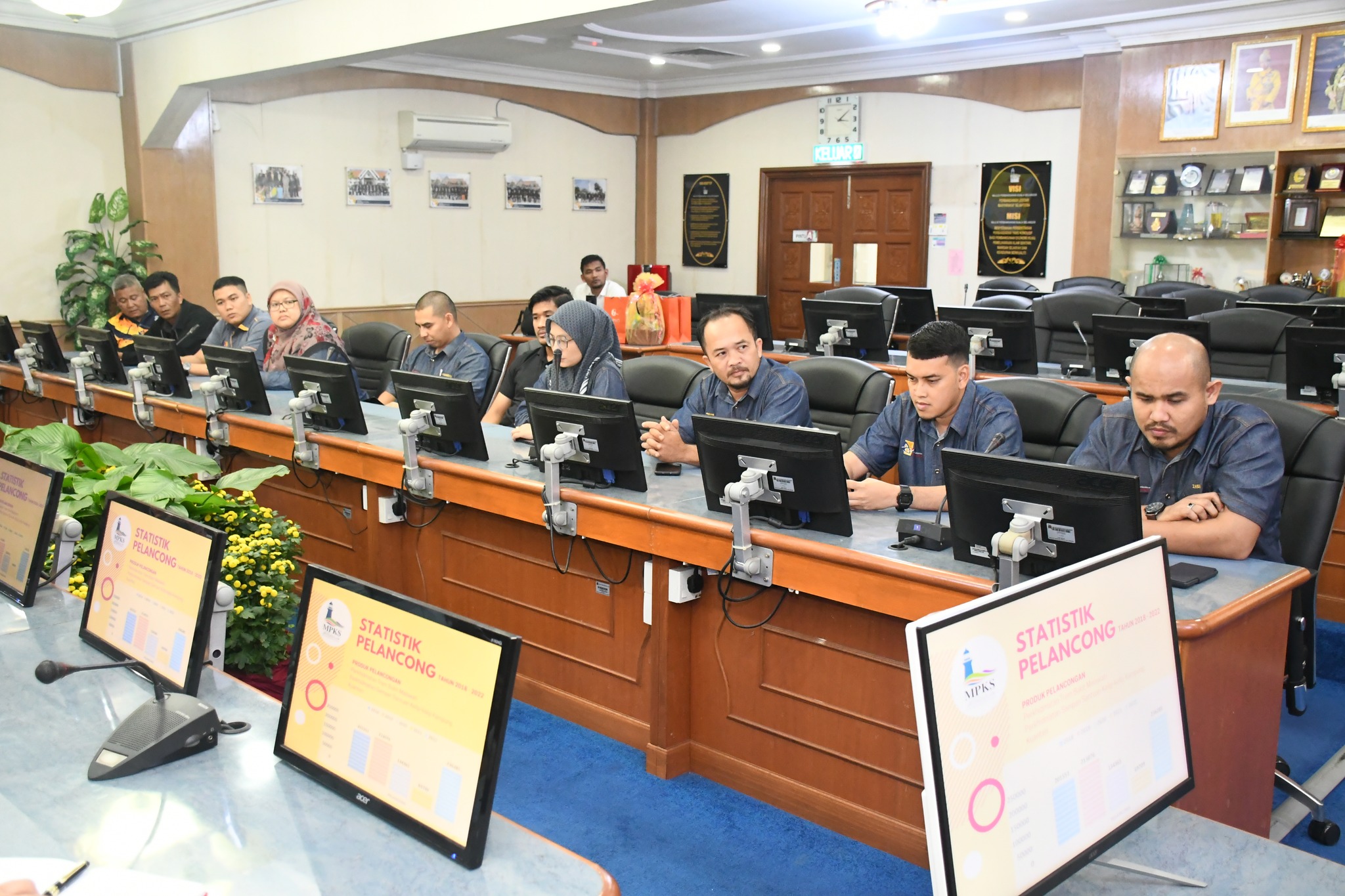 LAWATAN PENANDA ARAS MAJLIS PERBANDARAN ALOR GAJAH KE MPKS
