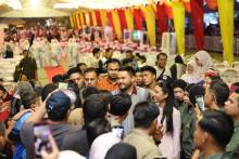 MAJLIS SANTUNAN KASIH PENGANTIN DIRAJA BERSAMA RAKYAT